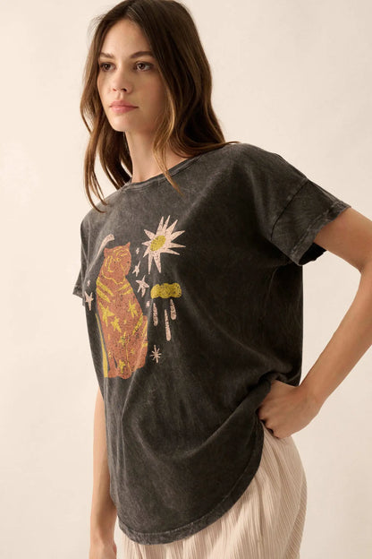 Timeless Tiger Vintage-Wash Graphic Tee