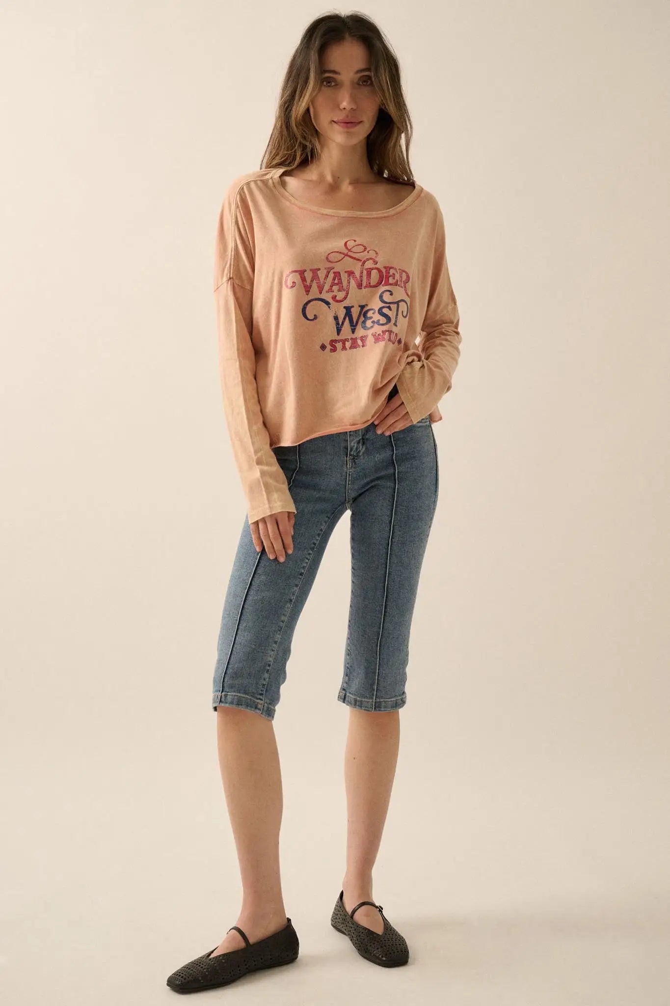 Wander West Cropped Long-Sleeve Graphic Tee