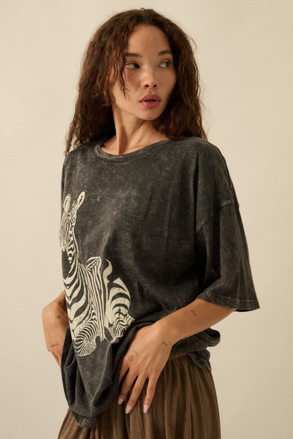 Zebra Crossing Vintage-Wash Oversize Graphic Tee