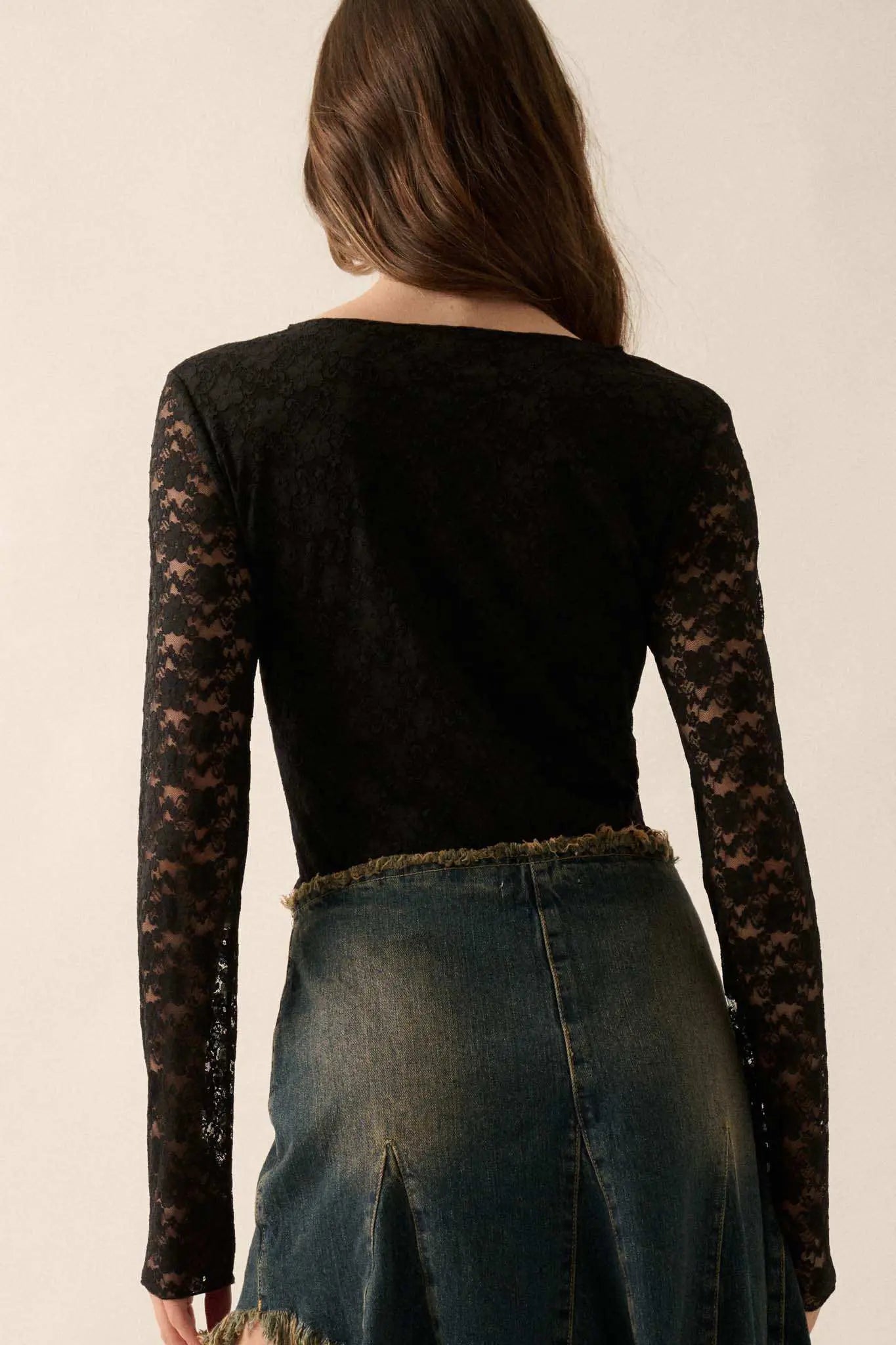 Sweet Flirtation Floral Lace Long-Sleeve Bodysuit